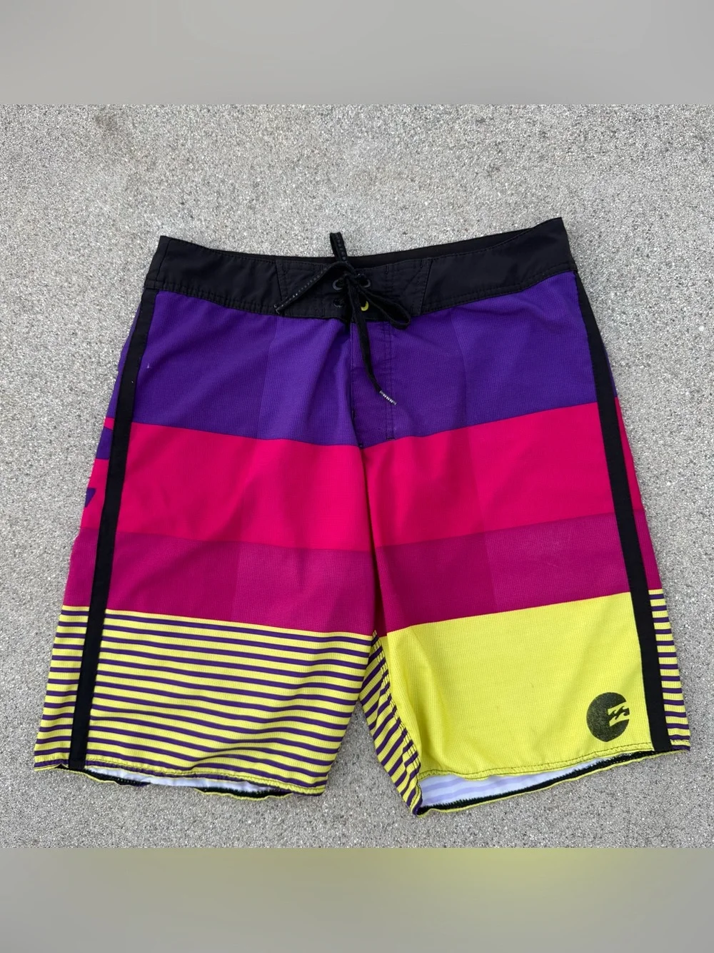 Y2K Billabong Platinum X Neon Board Shorts Mens Size 33 Preowned surfer summer